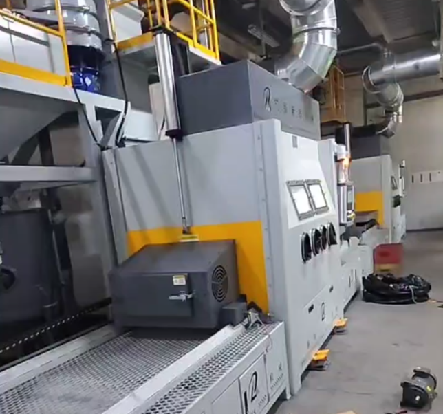 广东抛丸机 vs 喷砂机：工业清理该怎么选？